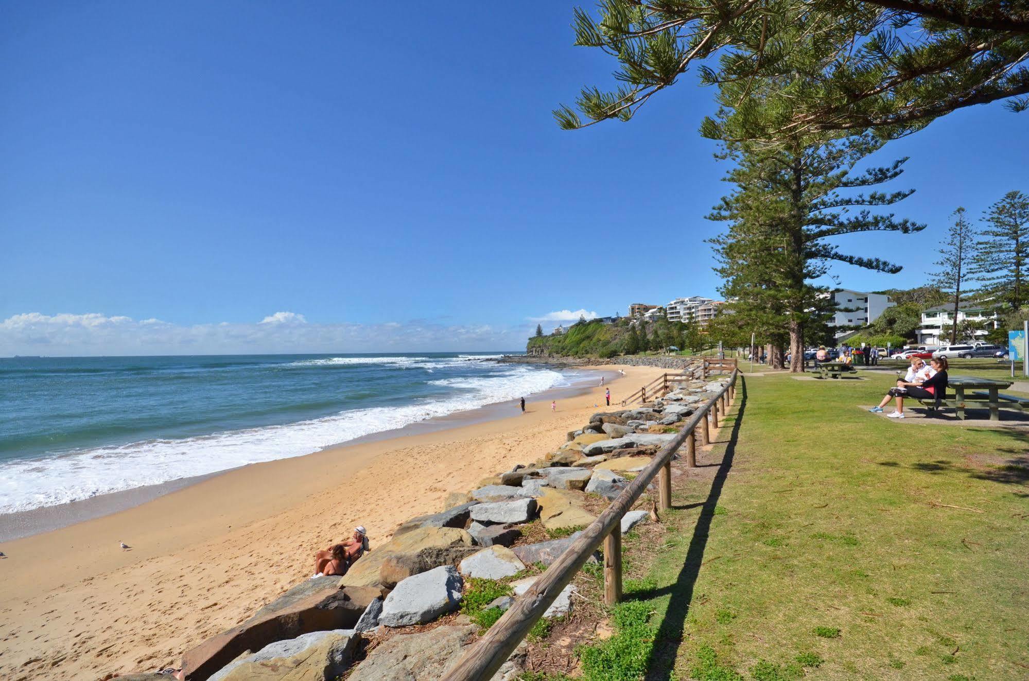 Raintrees Moffat Beach Калаундра Экстерьер фото